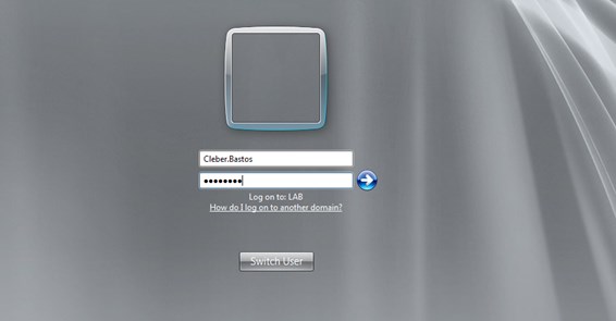 2013_10_CleberBastos_Configuracao_do_SQL_Server_AWE_E_Parallelism_v1_01
